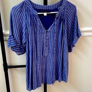Short sleeve blouse